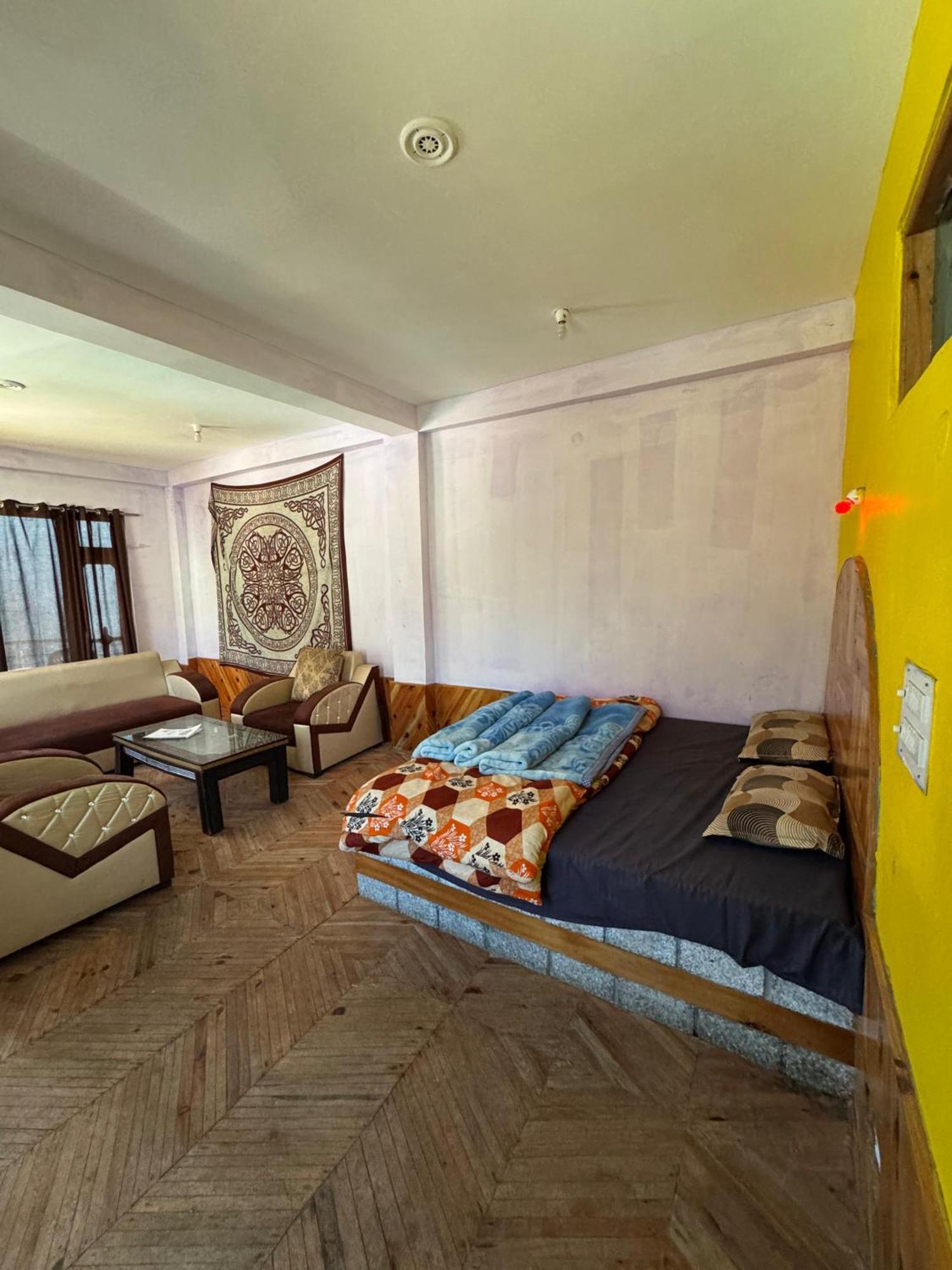 Hotel 19 Tosh المظهر الخارجي الصورة
